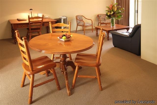 The Belmore Apartments Hotel Wollongong Restoran gambar